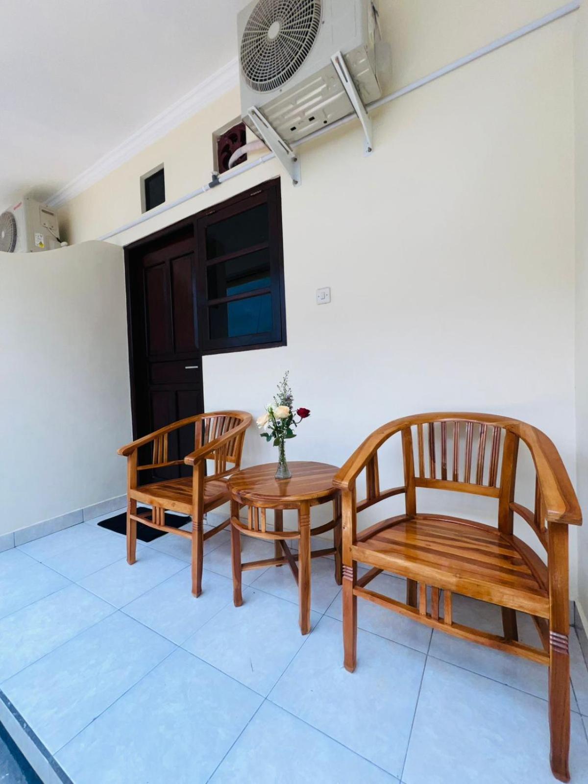 Zigiz Lovina Hostel מראה חיצוני תמונה