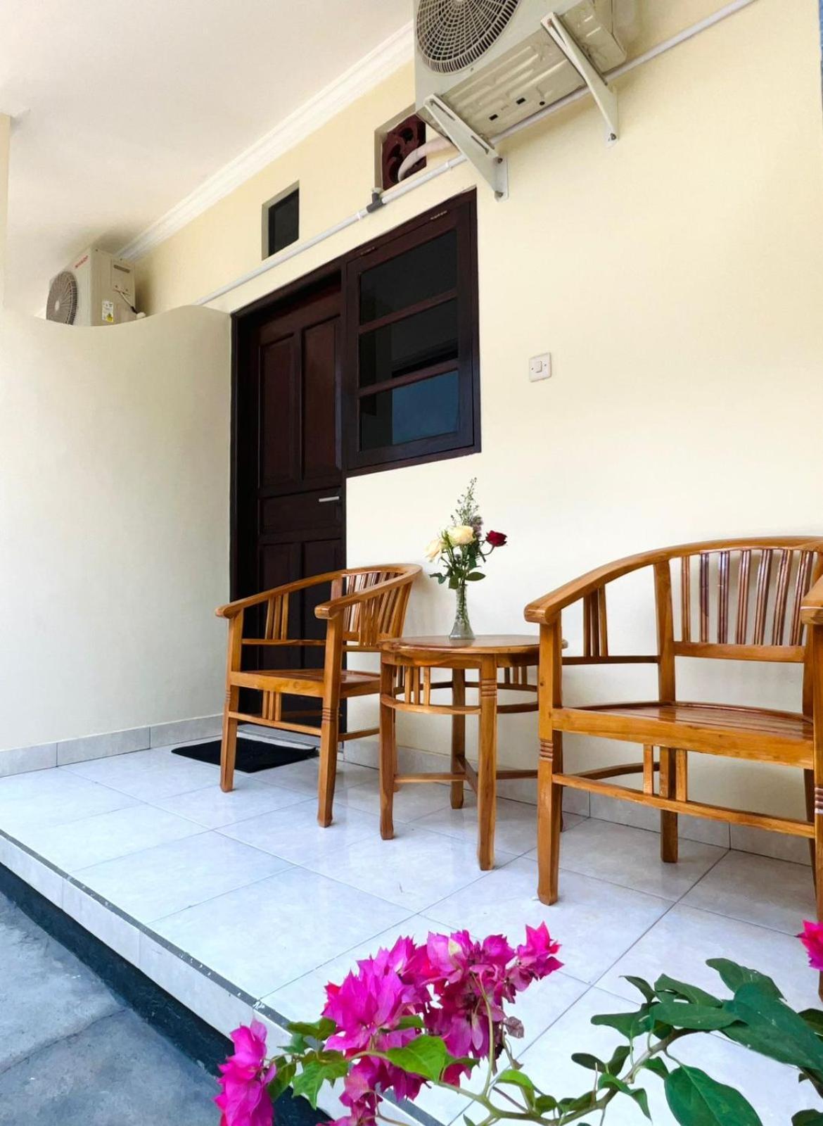 Zigiz Lovina Hostel מראה חיצוני תמונה